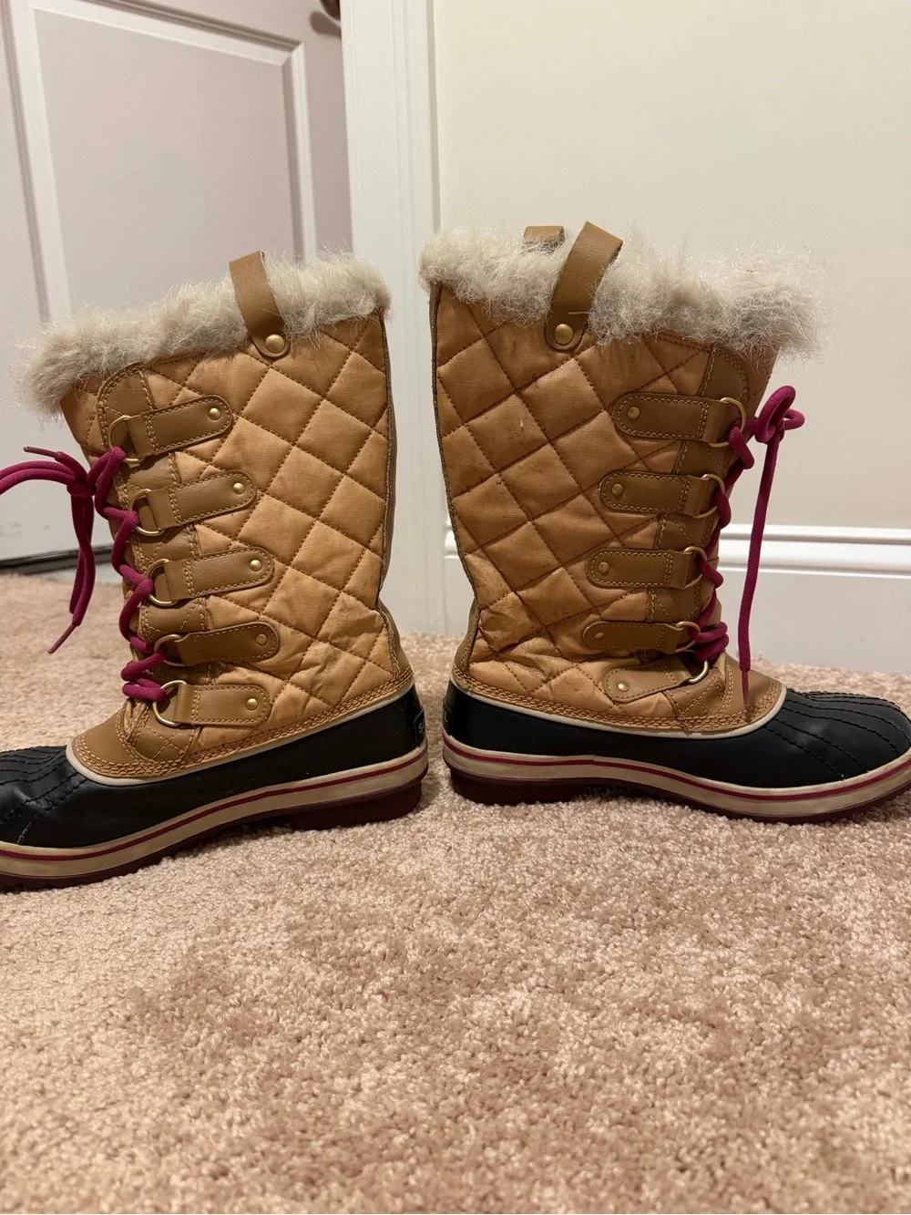Sorel Tan Quilted Winter Boot with Pink Laces and Black Lower
